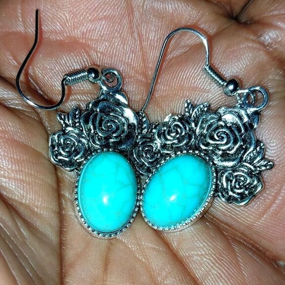 Vintage Round Ancient Silver Charm Geometric Pattern necklace set - Picture 8 of 11